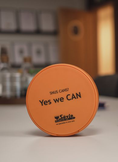 snus can